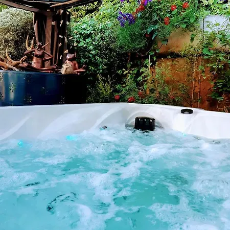 Bed & Breakfast Dans Un Jardin Bb Et Jacuzzi