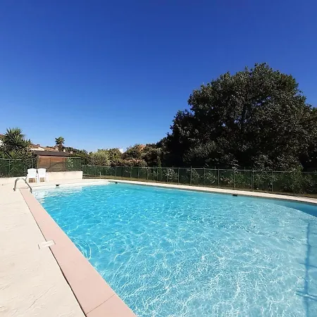 Dans Un Jardin Bb Et Jacuzzi Mandelieu-la-Napoule
