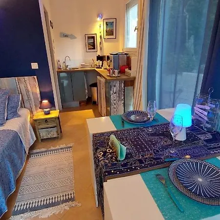 Bed & Breakfast Dans Un Jardin Bb Et Jacuzzi Mandelieu-la-Napoule